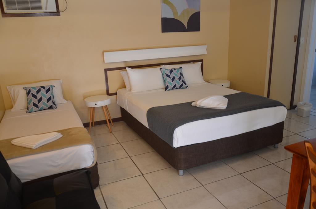 Ambassador Motel Rockhampton Εξωτερικό φωτογραφία